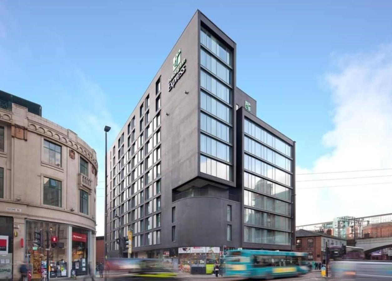 Holiday Inn Express Manchester City Centre, An Ihg Hotel Exterior photo